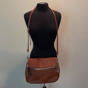 Cute! Cato Expandable Purse!